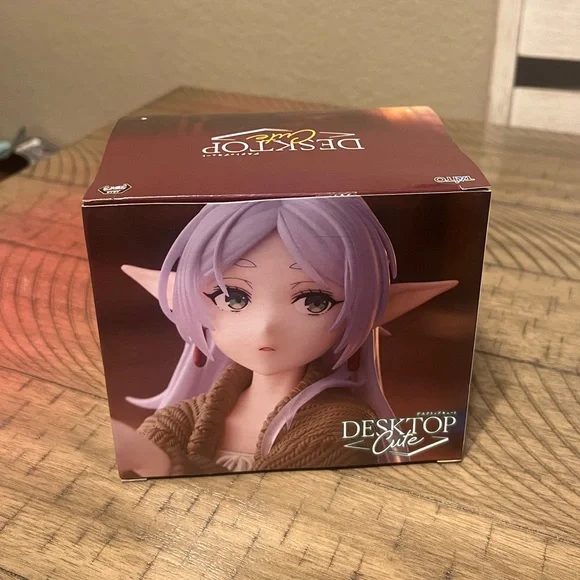 Frieren Desktop Cutie Figure - Picture 2 of 3